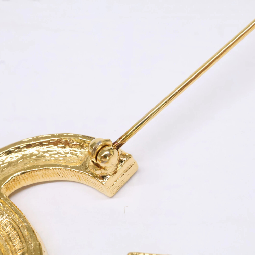 CHANEL Vintage Gold Logo Brooch - Picture 9 of 9